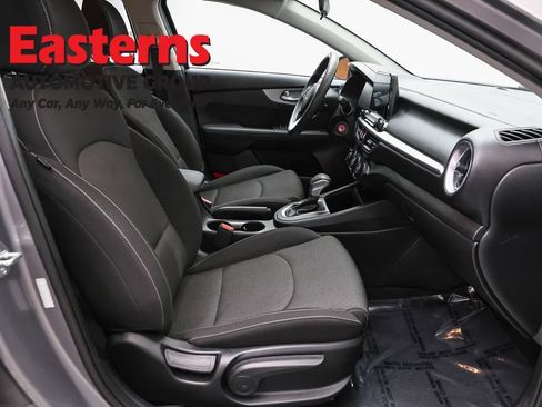 Used 2023 Kia Forte LXS w/ LXS Technology Package FWD image 24