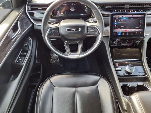 Used 2024 Jeep Grand Cherokee Limited 4xe image 4