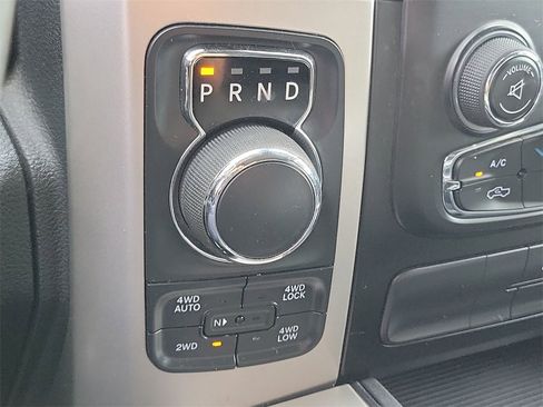 Used 2018 RAM 1500 Big Horn image 15