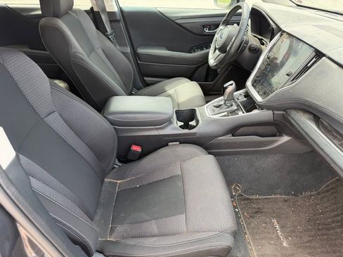 Used 2023 Subaru Outback Premium image 16