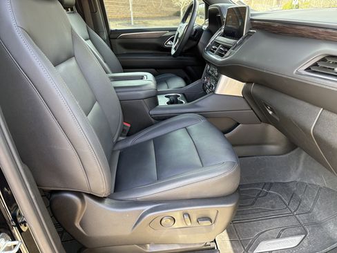 Used 2023 Chevrolet Tahoe Z71 w/ Luxury Package image 14