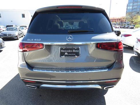 Used 2023 Mercedes-Benz GLS 450 4MATIC image 3