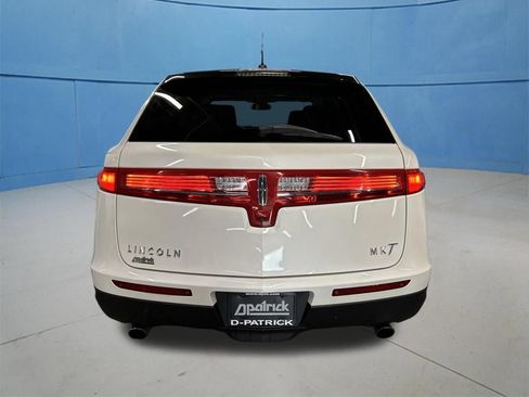 Used 2019 Lincoln MKT AWD image 10
