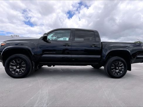 Used 2023 Toyota Tacoma Limited w/ Nightshade Package AWD/4WD image 3