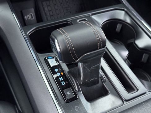 Used 2025 Ford F150 Lightning Lariat image 18