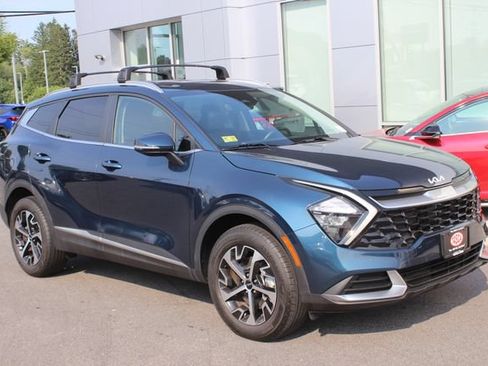 Used 2023 Kia Sportage EX AWD/4WD image 1