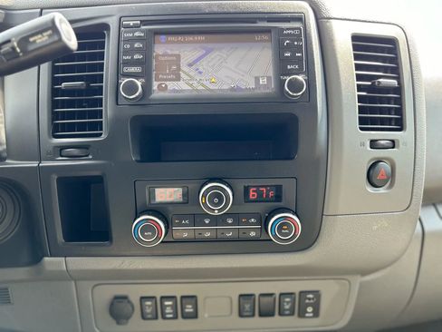 Used 2017 Nissan NV 3500 SL image 24