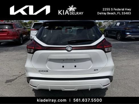 Used 2021 Nissan Kicks SR FWD image 4