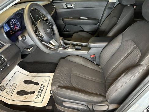Used 2020 Kia Optima LX image 18