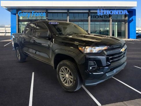 Used 2024 Chevrolet Colorado LT w/ LT Convenience Package AWD/4WD image 1