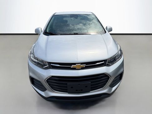 Used 2017 Chevrolet Trax LS AWD/4WD image 2