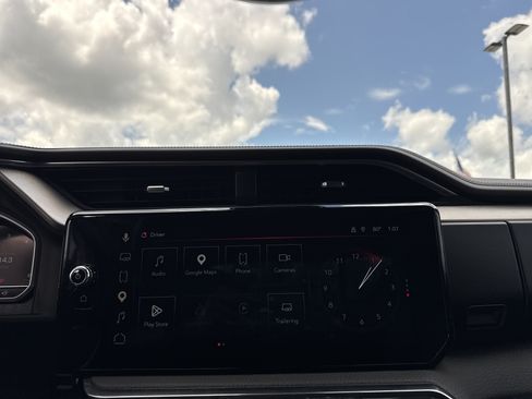 Used 2023 GMC Sierra 1500 Denali AWD/4WD image 25