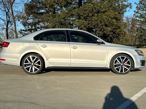 Used 2013 Volkswagen Jetta GLI image 7