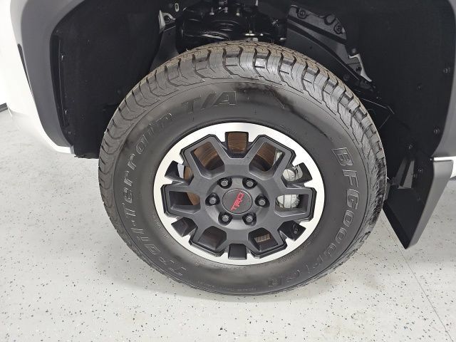 Used 2026 Toyota Tacoma TRD Off-Road AWD/4WD image 9