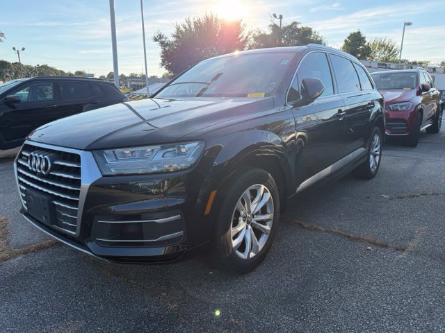 Used 2018 Audi Q7 3.0T Premium Plus w/ Premium Plus Package AWD/4WD image 2