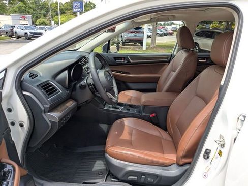 Used 2019 Subaru Outback 2.5i Touring w/ Popular Package #3A AWD/4WD image 26