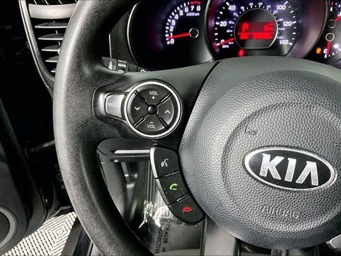Used 2019 Kia Soul FWD image 21