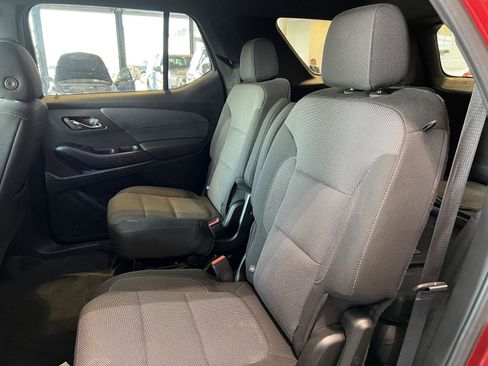 Used 2023 Chevrolet Traverse LT AWD/4WD image 31