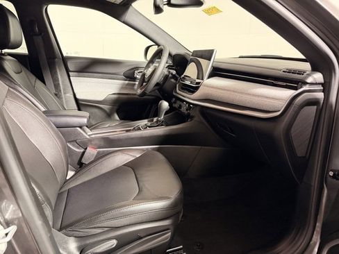 Certified 2023 Jeep Compass Latitude image 14