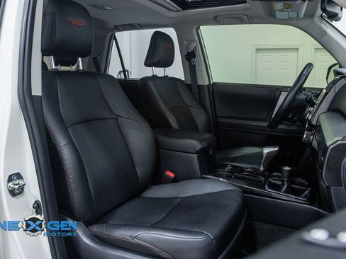 Used 2023 Toyota 4Runner TRD Off-Road Premium w/ Moonroof Package image 40