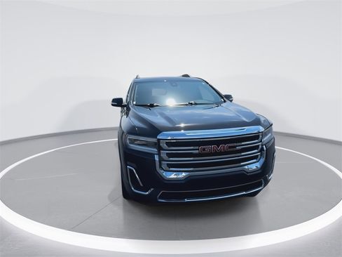 Used 2023 GMC Acadia SLE w/ Driver Convenience Package image 3