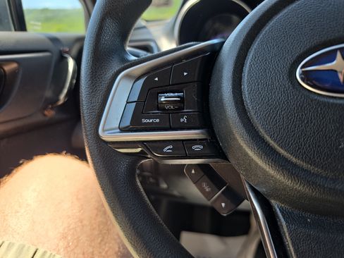 Used 2019 Subaru Outback 2.5i AWD/4WD image 19