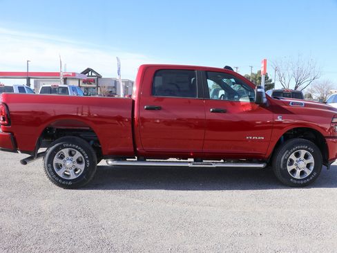 New 2026 RAM 2500 Big Horn AWD/4WD image 8