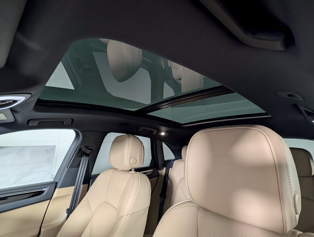 New 2026 Porsche Macan S AWD/4WD image 30