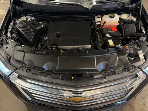 Used 2023 Chevrolet Traverse LT AWD/4WD image 13