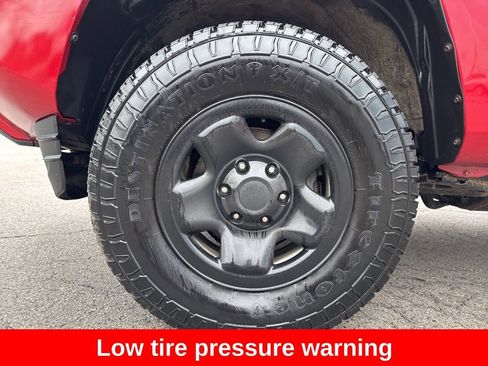 Certified 2021 Toyota Tacoma SR image 12