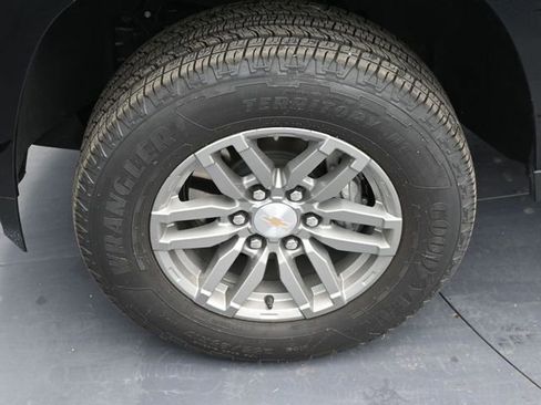 New 2025 Chevrolet Colorado LT image 23