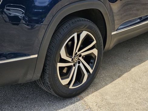 Used 2023 Volkswagen Atlas SEL AWD/4WD image 11