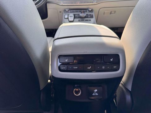 Used 2020 Hyundai Palisade SEL w/ Premium Package AWD/4WD image 13