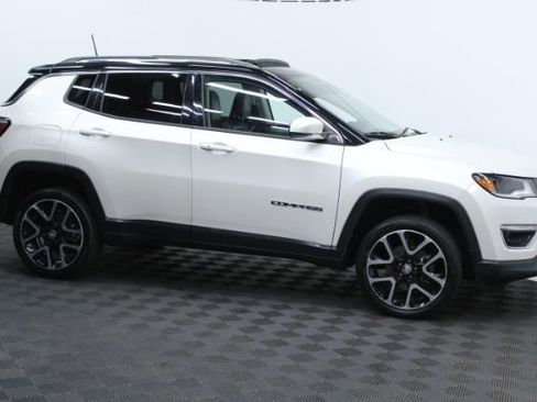 Used 2018 Jeep Compass Limited w/ Navigation Group image 3