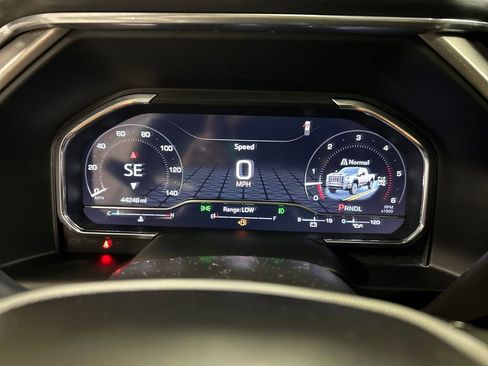 Used 2024 GMC Sierra 2500 Denali w/ Denali Reserve Package image 16