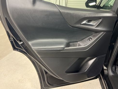 Used 2025 Chevrolet Equinox LT image 17