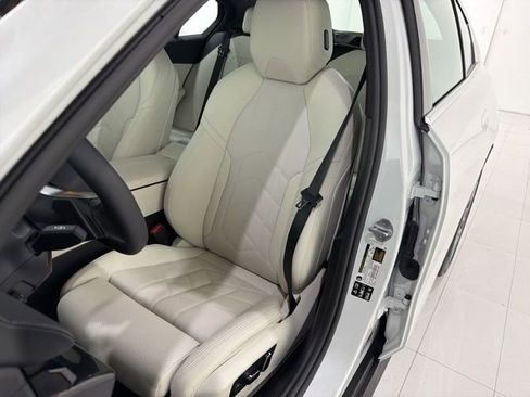 Used 2026 BMW 530i xDrive w/ Premium Package AWD/4WD image 13