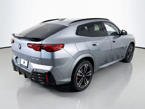 New 2026 BMW X2 xDrive28i w/ Technology Package AWD/4WD image 7