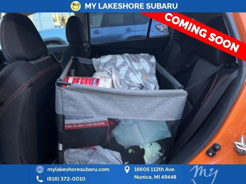 Used 2018 Subaru Crosstrek 2.0i Premium w/ Moonroof Package image 14