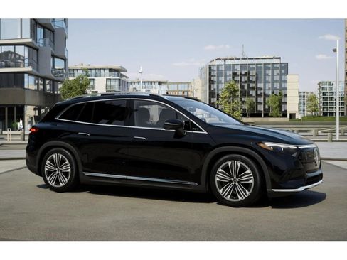 New 2026 Mercedes-Benz EQS 400 4MATIC SUV image 12