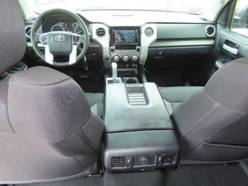 Used 2016 Toyota Tundra SR5 w/ SR5 Upgrade Package AWD/4WD image 23