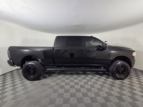 Used 2023 RAM 2500 Laramie AWD/4WD image 5