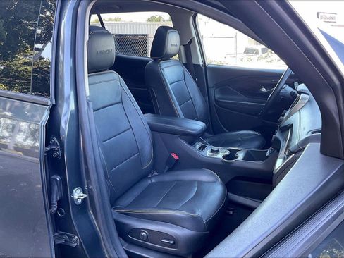 Used 2018 GMC Terrain Denali w/ GMC Pro Grade Package AWD/4WD image 7