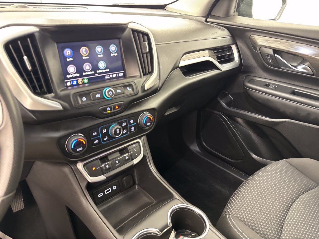 Used 2024 GMC Terrain SLE w/ Driver Convenience Package AWD/4WD image 20