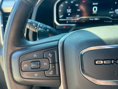 Used 2023 GMC Sierra 1500 Denali w/ Technology Package AWD/4WD image 15