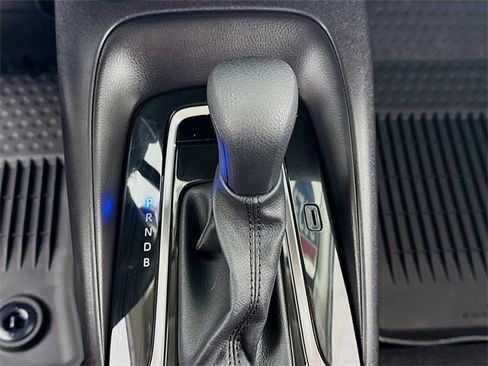 Certified 2025 Toyota Corolla LE image 19