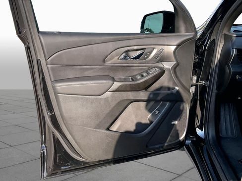 Used 2023 Chevrolet Traverse Premier w/ Redline Edition FWD image 43