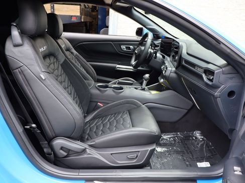 New 2026 Ford Mustang GT Premium w/ GT Performance Package RWD image 38