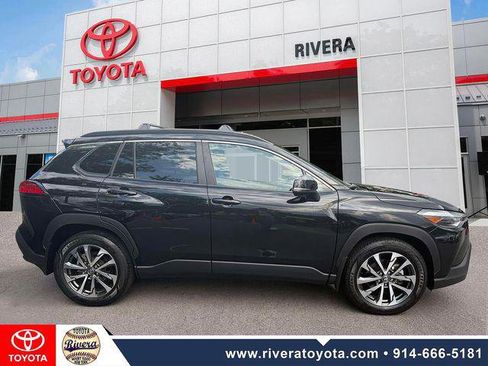 Certified 2023 Toyota Corolla Cross XLE w/ Convenience Package AWD/4WD image 4