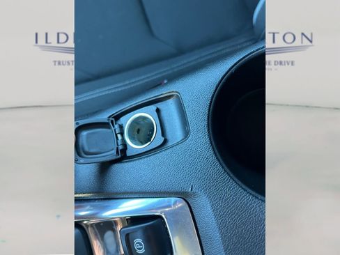 Used 2022 Chevrolet Camaro LT image 28